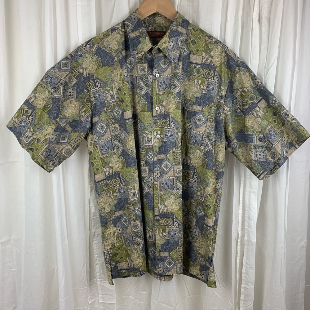 Tori Richard Floral Geometric Camp Shirt 
100% Cotton Lawn Size L‎